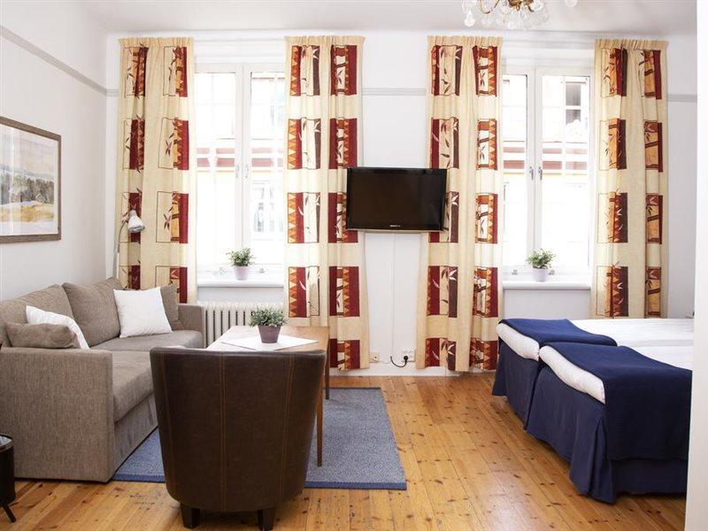 Hotel Emma 3*