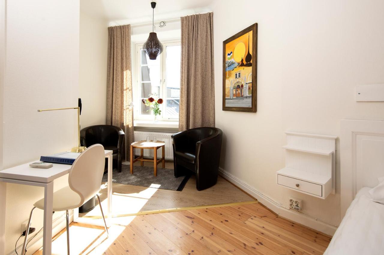 Hotel Emma 3*